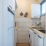 Berries 1-br In דירה *