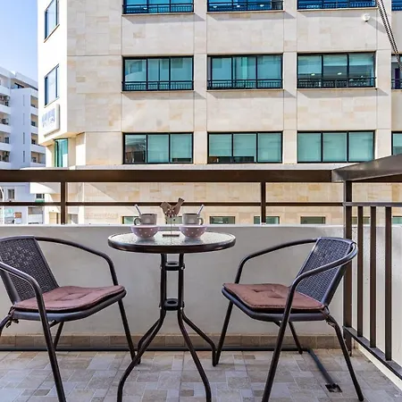 Berries 1-br In * ラルナカ